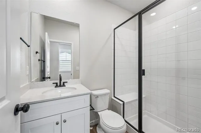 3323 Irvington Street Aurora, CO 80019