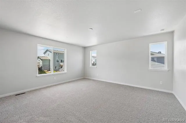 3323 Irvington Street Aurora, CO 80019
