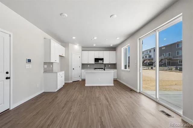 3323 Irvington Street Aurora, CO 80019