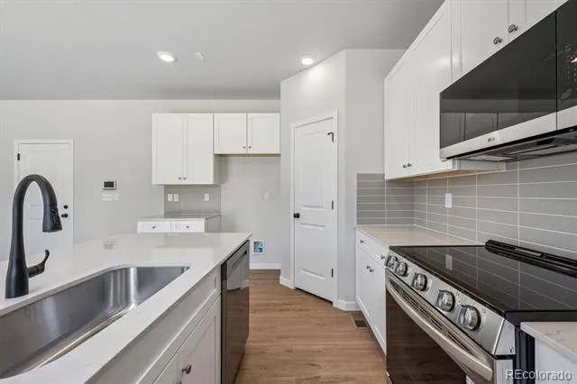 3323 Irvington Street Aurora, CO 80019