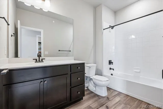 516 Luton Drive Castle Pines, CO 80108