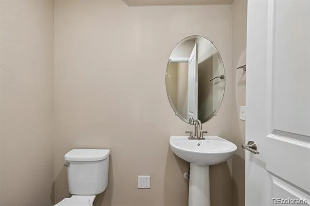 6710 Merseyside Lane Castle Pines, CO 80108