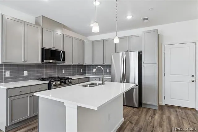 6690 Merseyside Lane Castle Pines, CO 80108