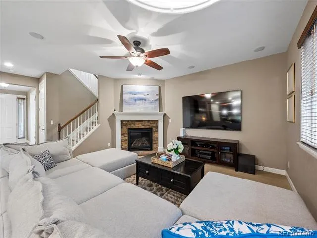 6320 S Langdale Way Aurora, CO 80016