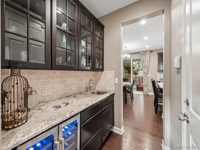 6320 S Langdale Way Aurora, CO 80016
