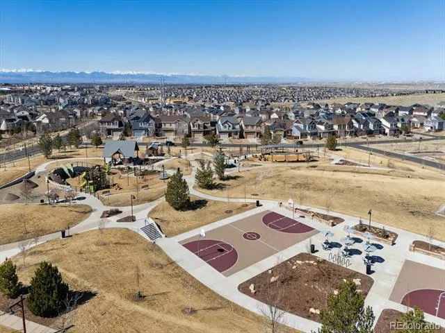 6320 S Langdale Way Aurora, CO 80016
