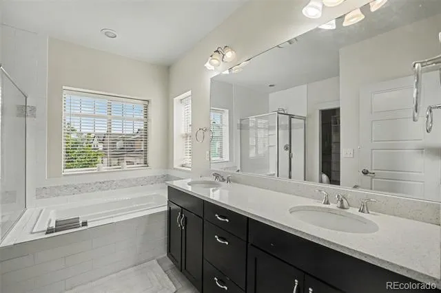 9045 E Prairie Meadow Drive Denver, CO 80238