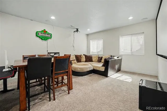9045 E Prairie Meadow Drive Denver, CO 80238