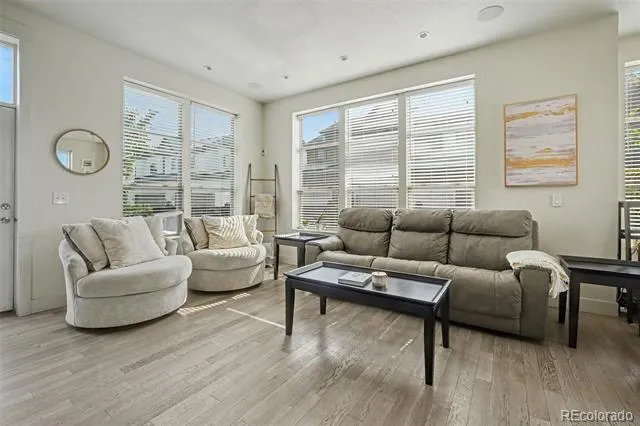 9045 E Prairie Meadow Drive Denver, CO 80238