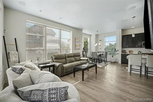 9045 E Prairie Meadow Drive Denver, CO 80238