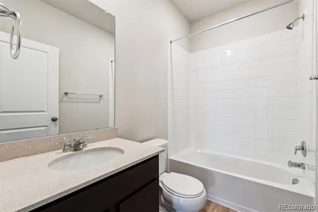 14482 Heritage Drive Mead, CO 80504