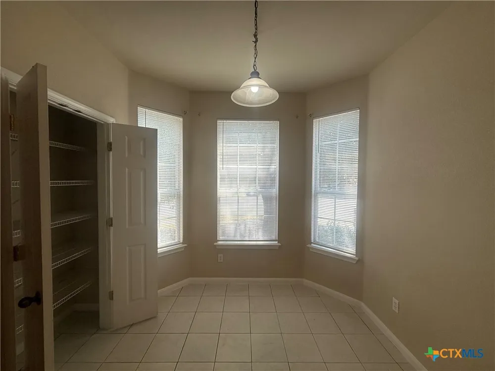 811 Shadow Creek Boulevard Buda, TX 78610