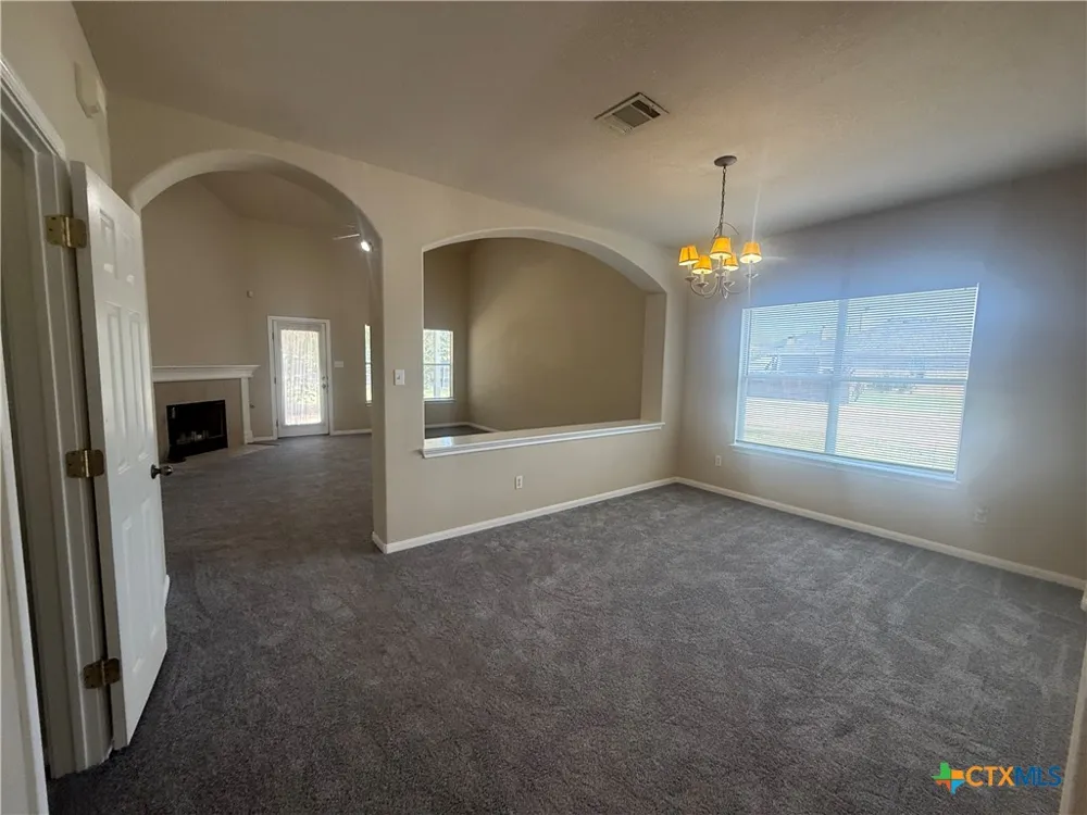 811 Shadow Creek Boulevard Buda, TX 78610