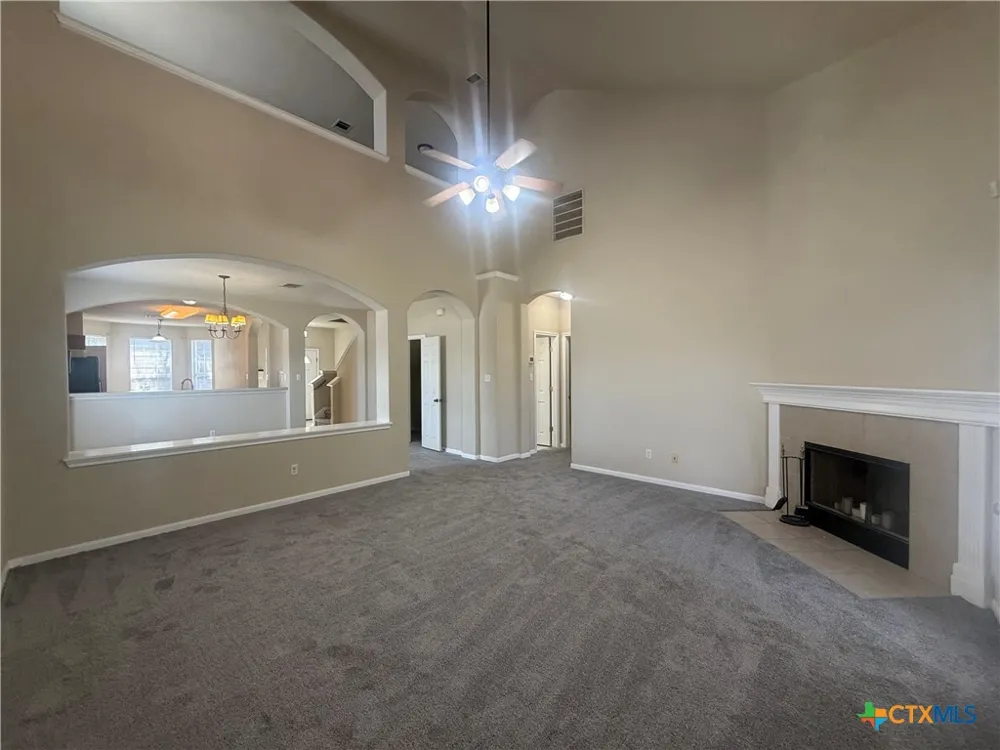 811 Shadow Creek Boulevard Buda, TX 78610