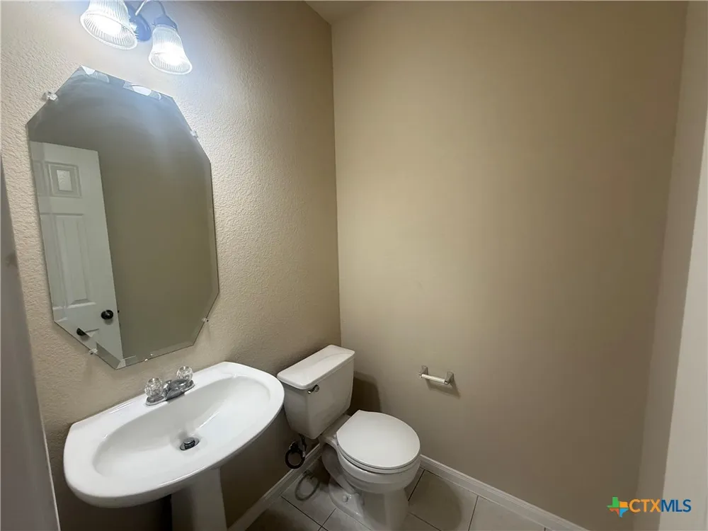 811 Shadow Creek Boulevard Buda, TX 78610