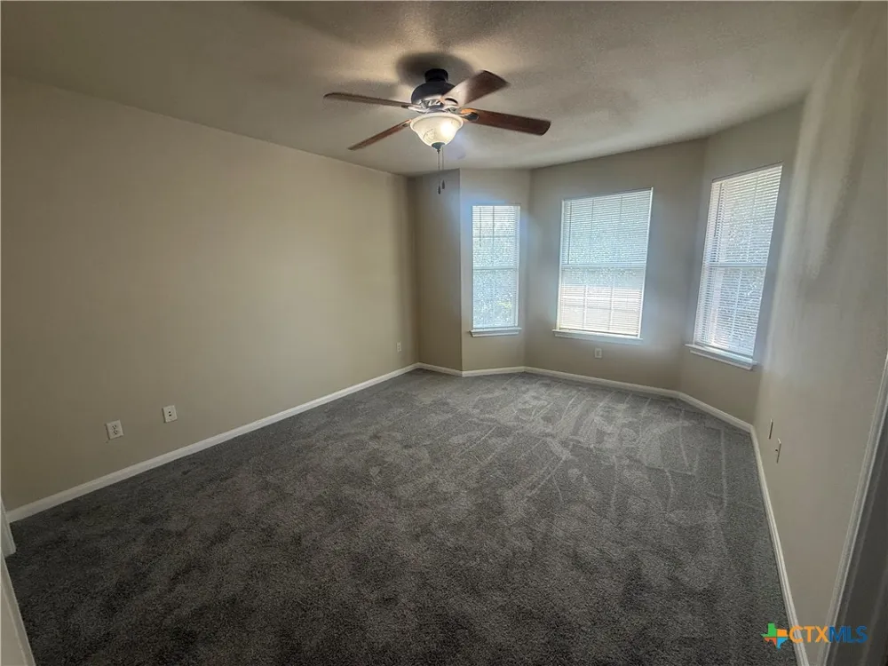 811 Shadow Creek Boulevard Buda, TX 78610