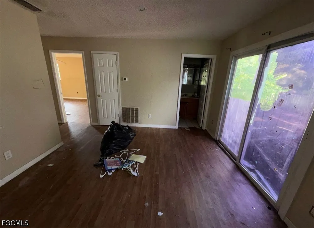 21st Street SW Lehigh Acres, FL 33976