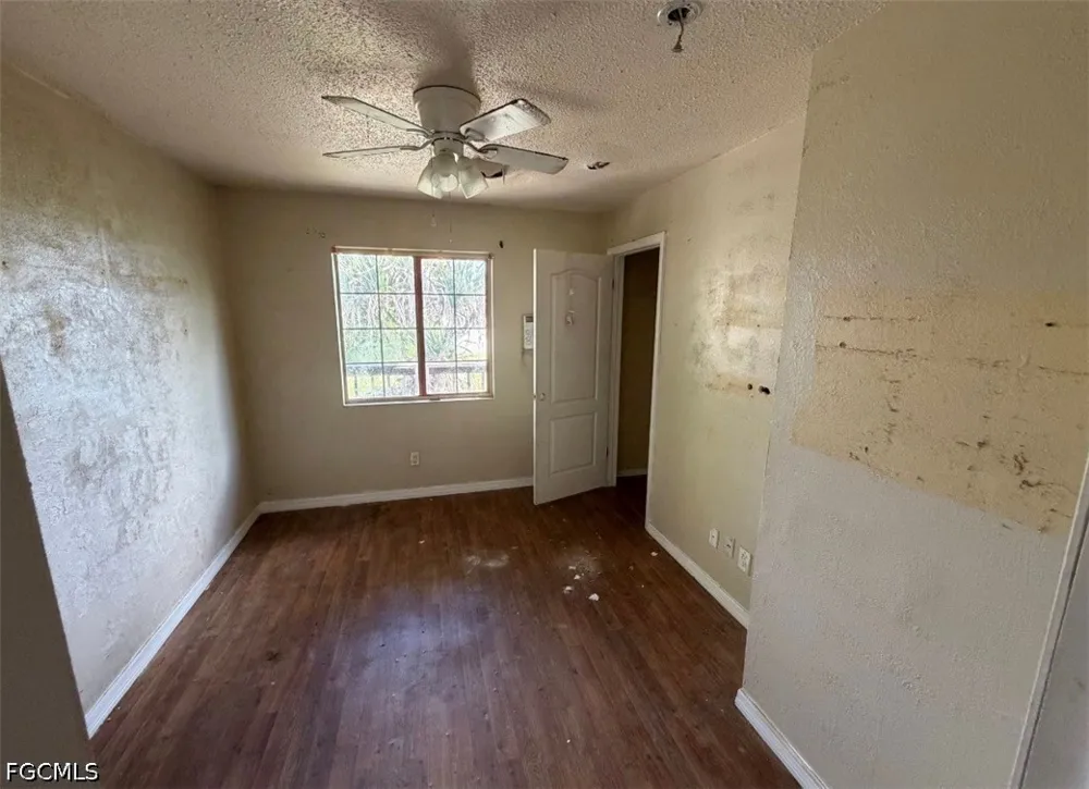 21st Street SW Lehigh Acres, FL 33976