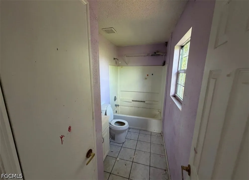 21st Street SW Lehigh Acres, FL 33976