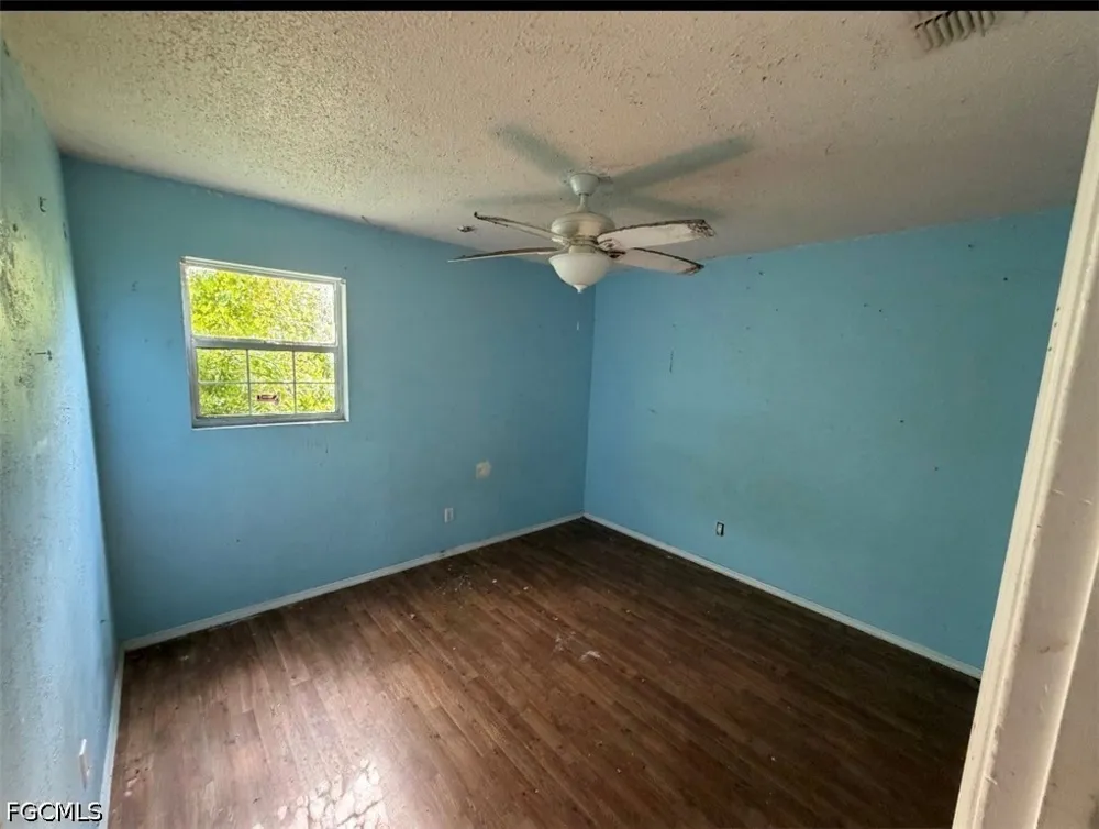 21st Street SW Lehigh Acres, FL 33976