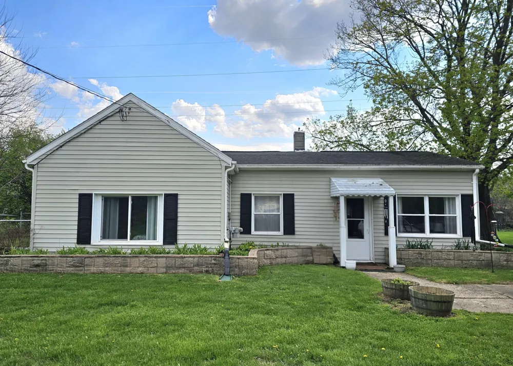 583 Shirley Drive Jackson, MI 49202