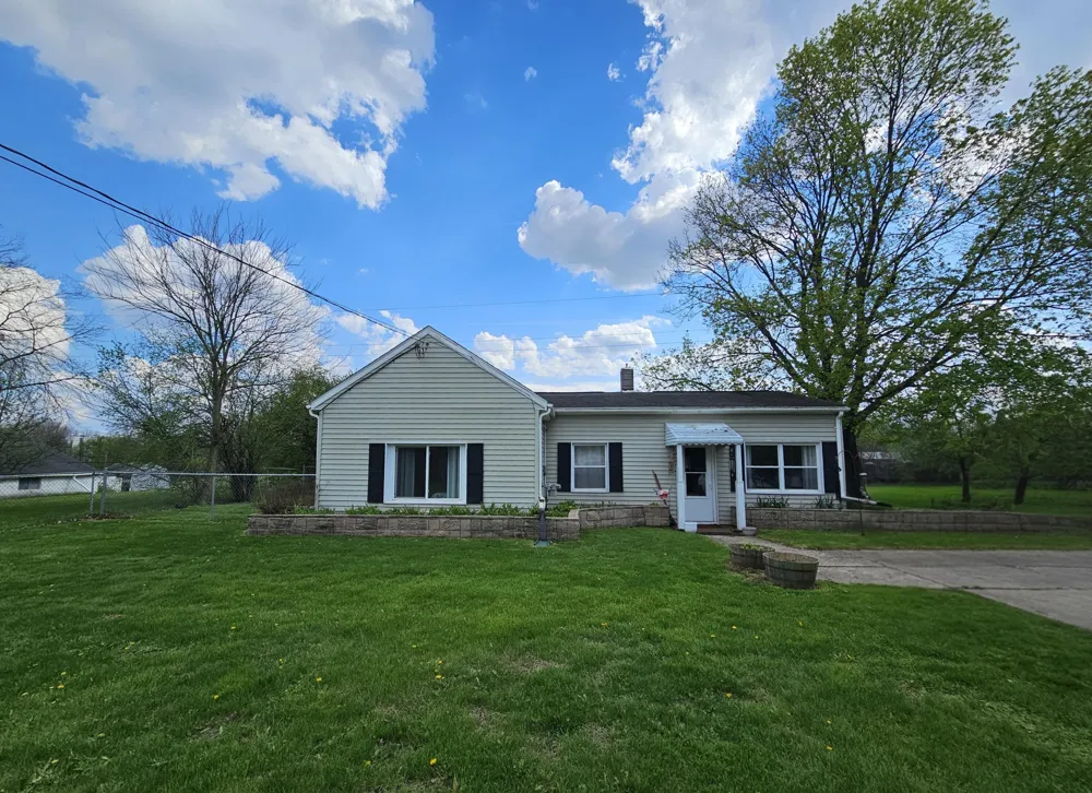 583 Shirley Drive Jackson, MI 49202