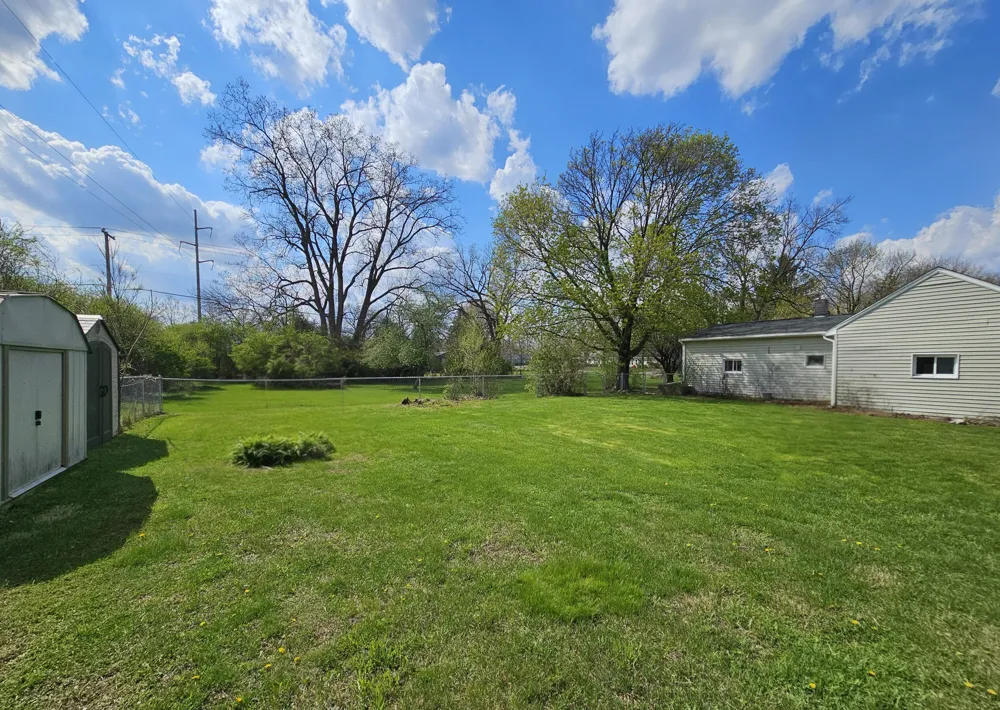 583 Shirley Drive Jackson, MI 49202