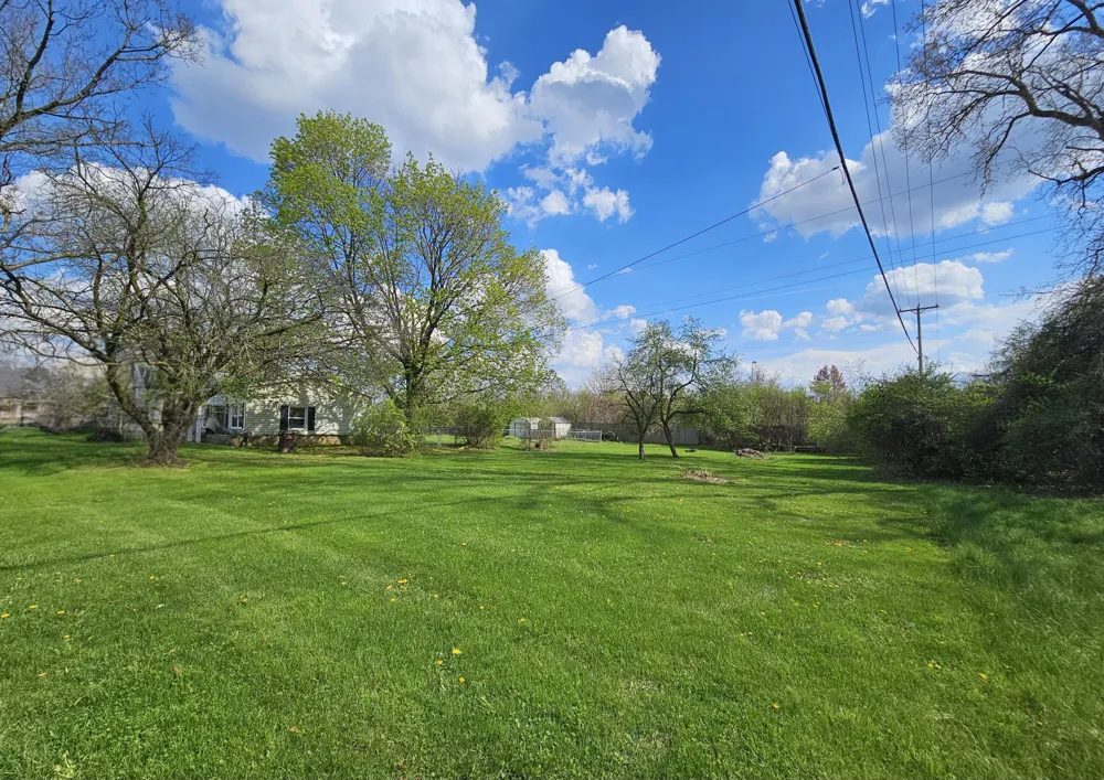 583 Shirley Drive Jackson, MI 49202