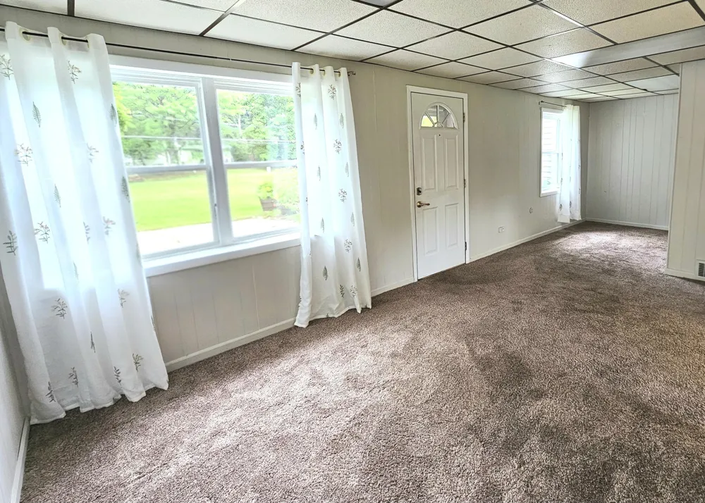 583 Shirley Drive Jackson, MI 49202