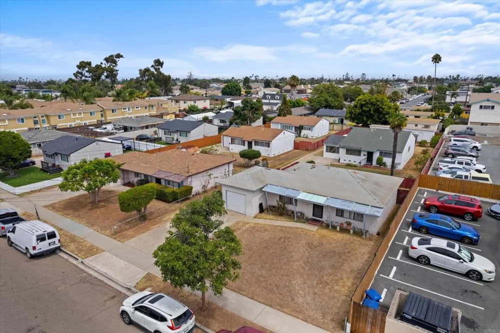 1240 Holly Avenue Imperial Beach, CA 91932