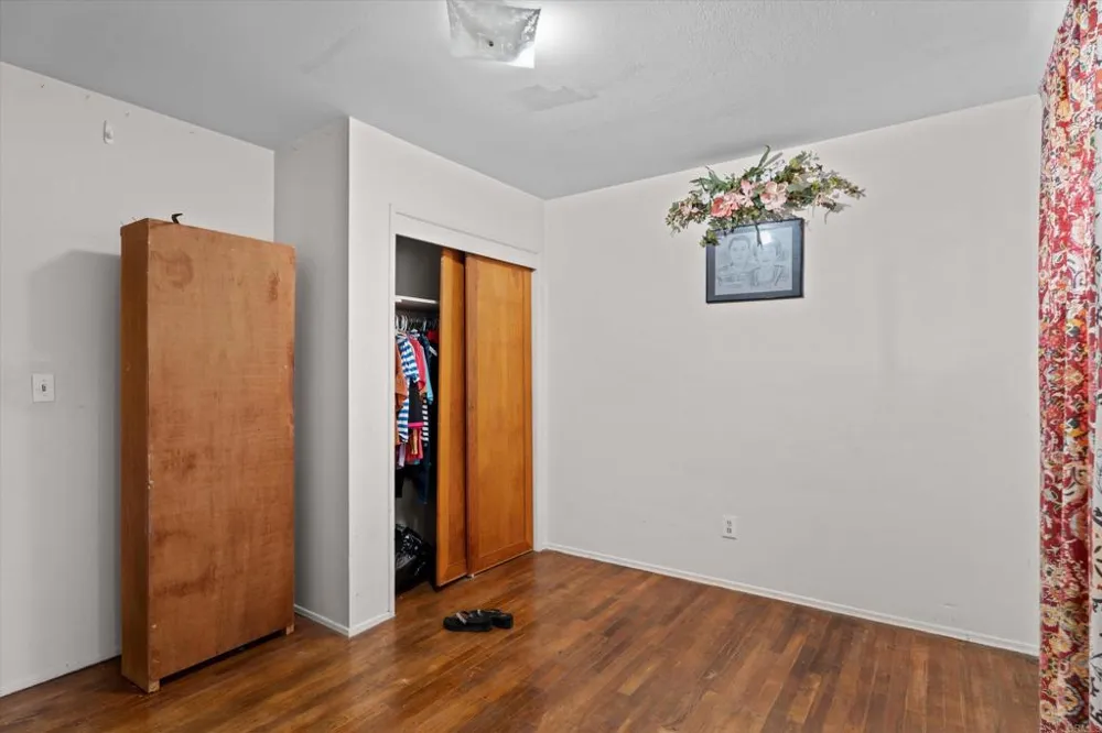 1240 Holly Avenue Imperial Beach, CA 91932
