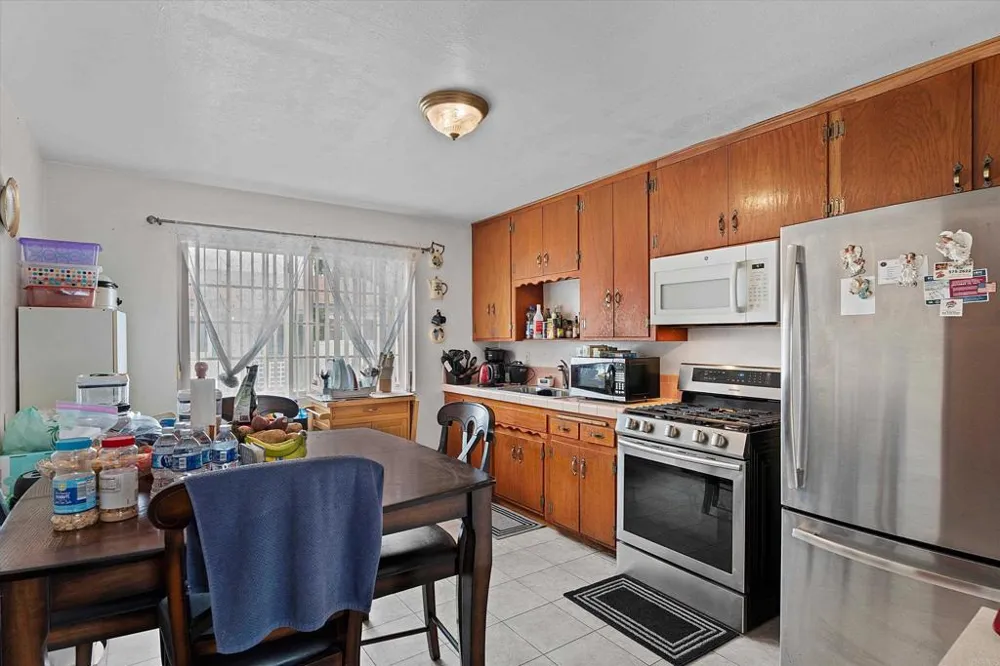 1240 Holly Avenue Imperial Beach, CA 91932