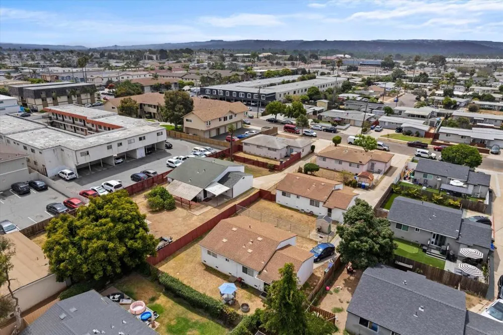 1240 Holly Avenue Imperial Beach, CA 91932