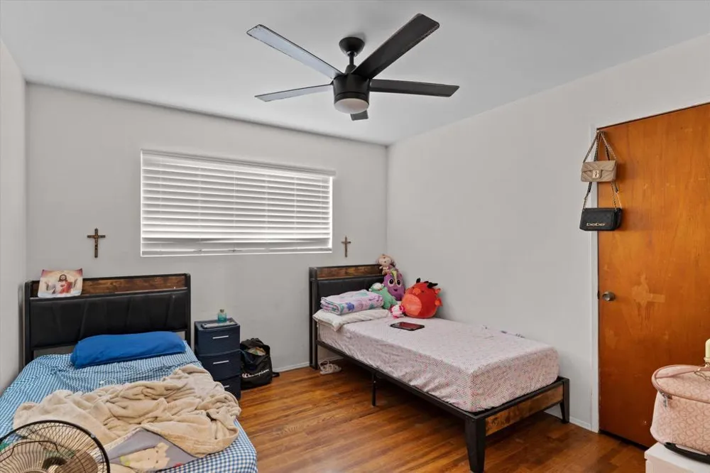1240 Holly Avenue Imperial Beach, CA 91932