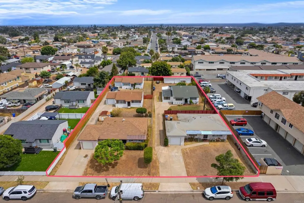 1240 Holly Avenue Imperial Beach, CA 91932