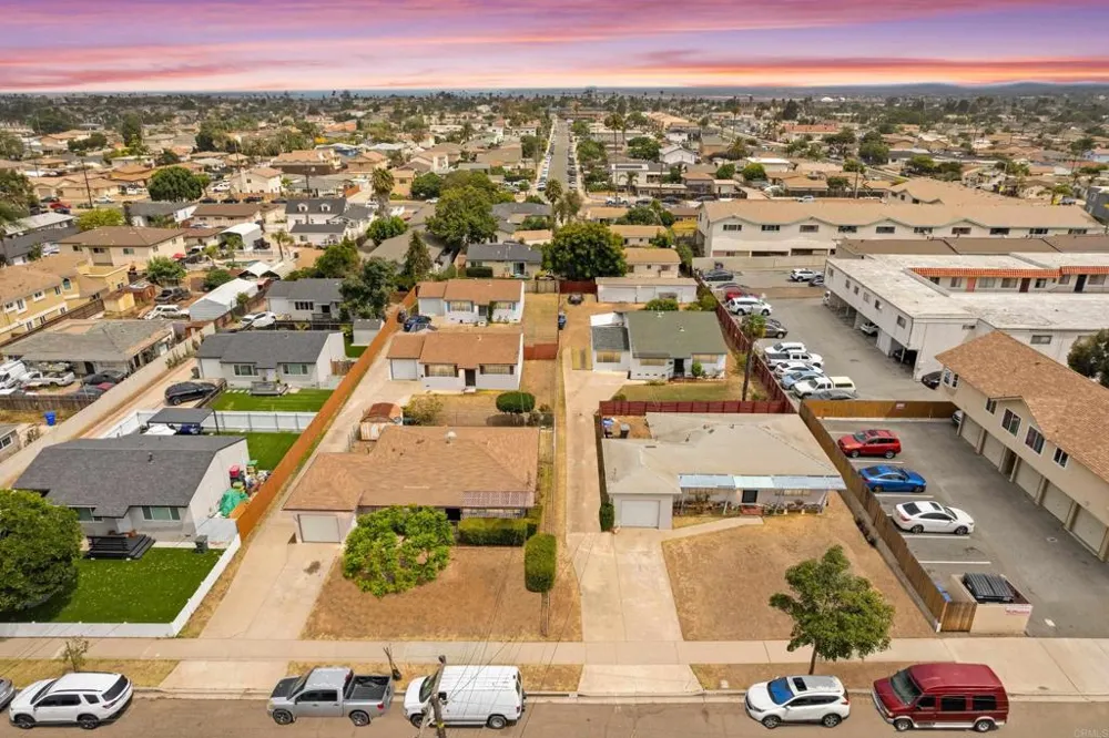 1240 Holly Avenue Imperial Beach, CA 91932