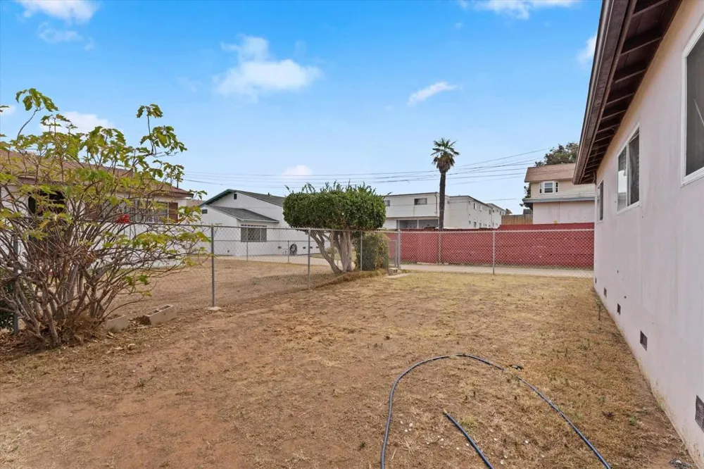 1240 Holly Avenue Imperial Beach, CA 91932