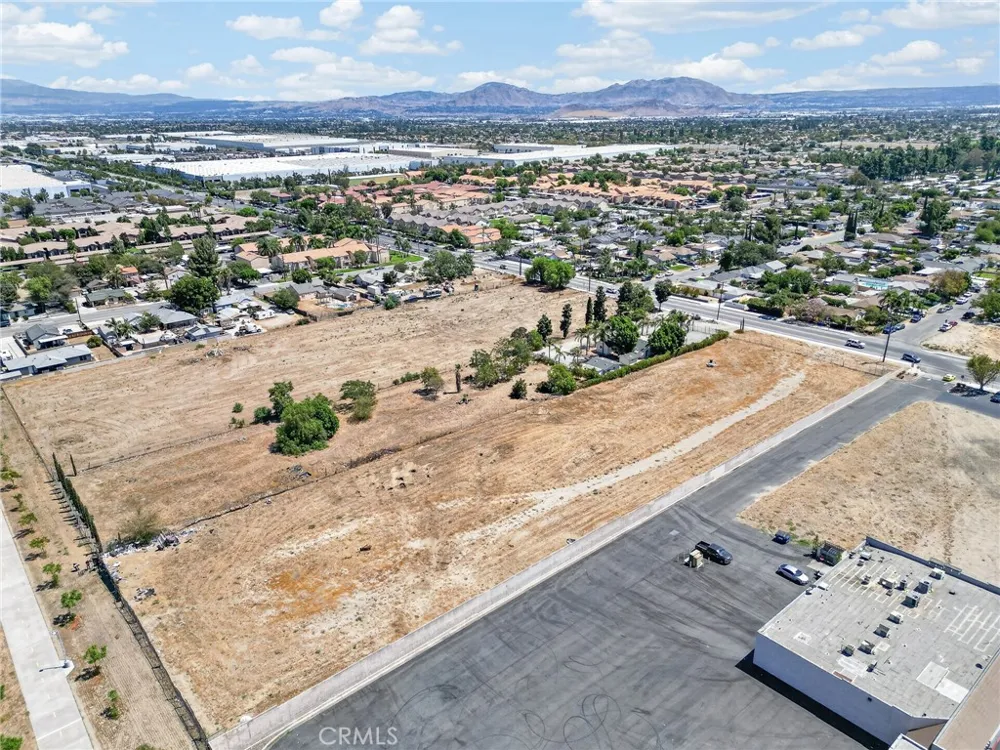 18100 Arrow Blvd Fontana, CA 92335
