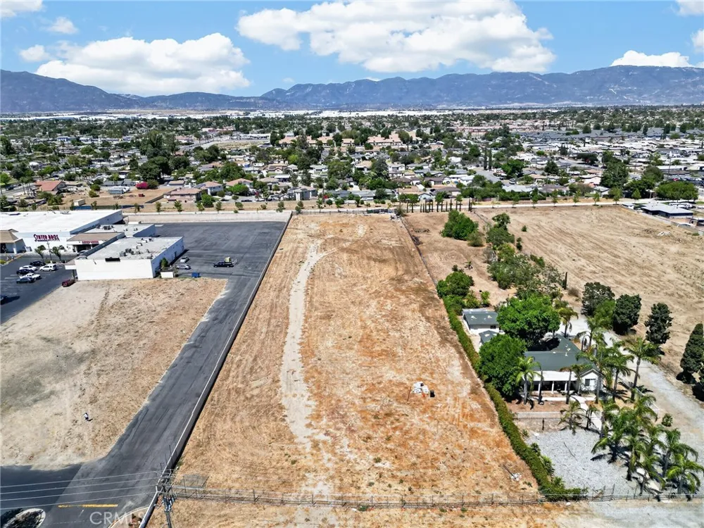 18100 Arrow Blvd Fontana, CA 92335