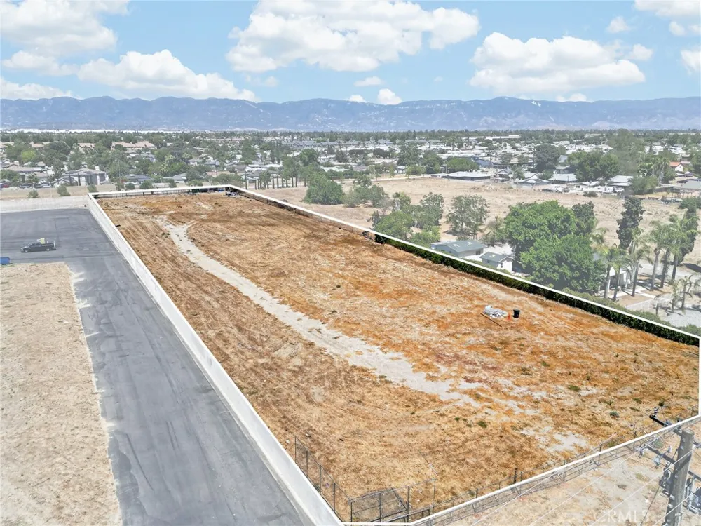 18100 Arrow Blvd Fontana, CA 92335