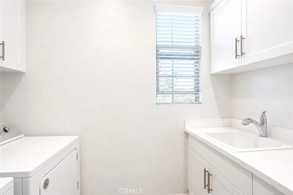 67 Eclipse Lake Forest, CA 92630