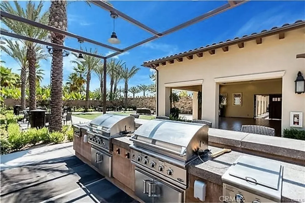 67 Eclipse Lake Forest, CA 92630