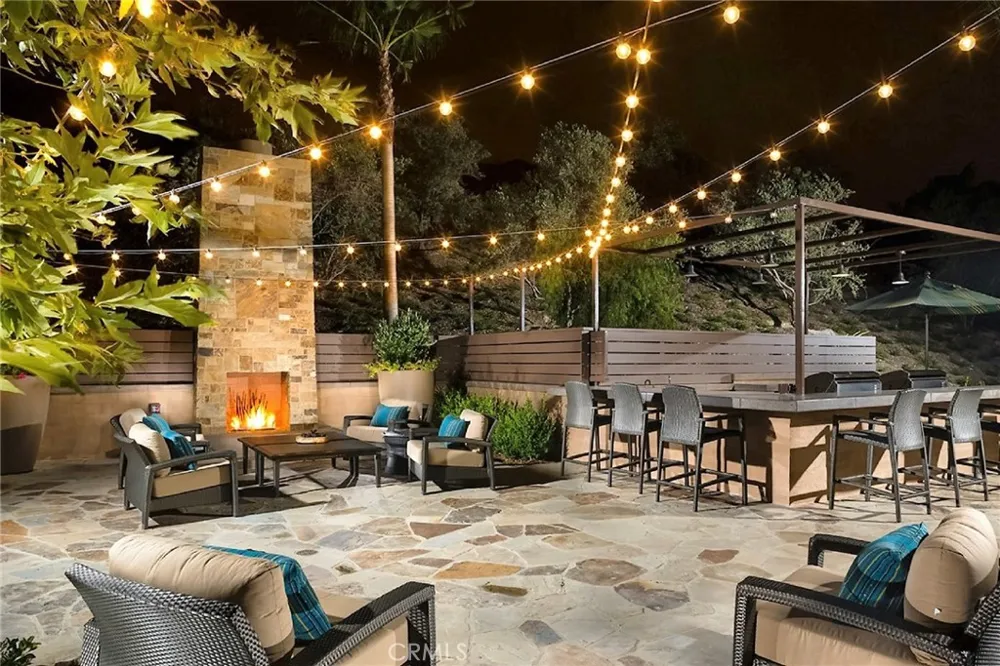 67 Eclipse Lake Forest, CA 92630