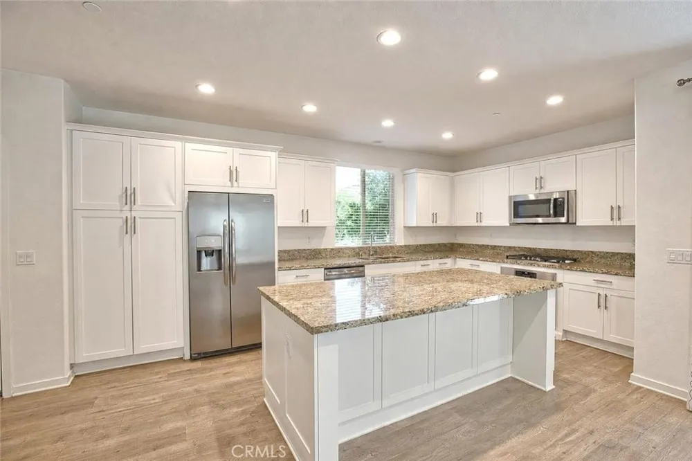 67 Eclipse Lake Forest, CA 92630