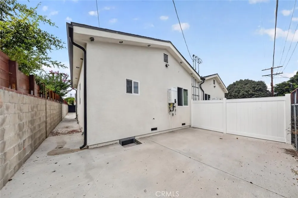 6514 Kraft Avenue North Hollywood, CA 91606