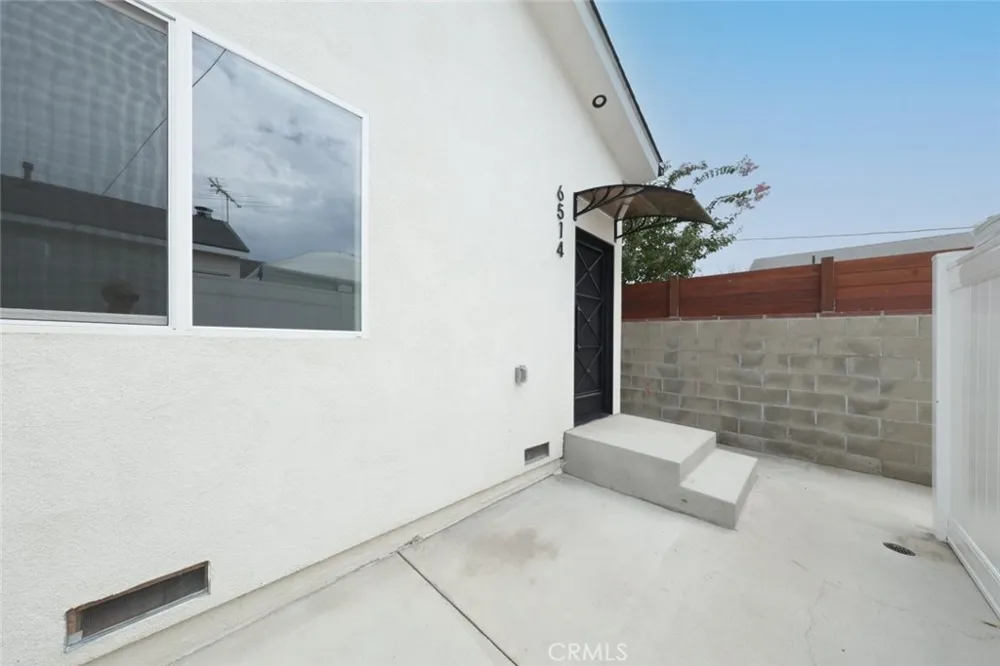 6514 Kraft Avenue North Hollywood, CA 91606