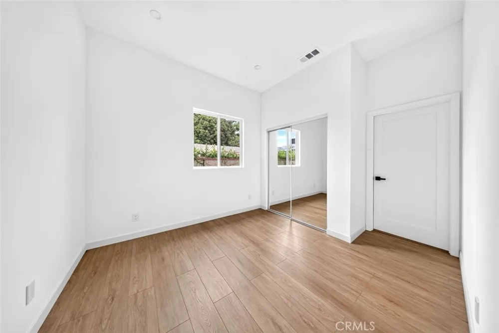 6514 Kraft Avenue North Hollywood, CA 91606