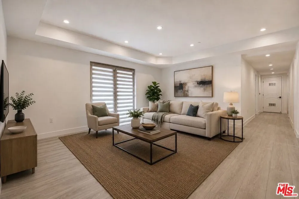 927 S Wooster Street #2 Los Angeles, CA 90035
