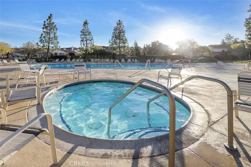 1739 Amarelle Newbury Park, CA 91320