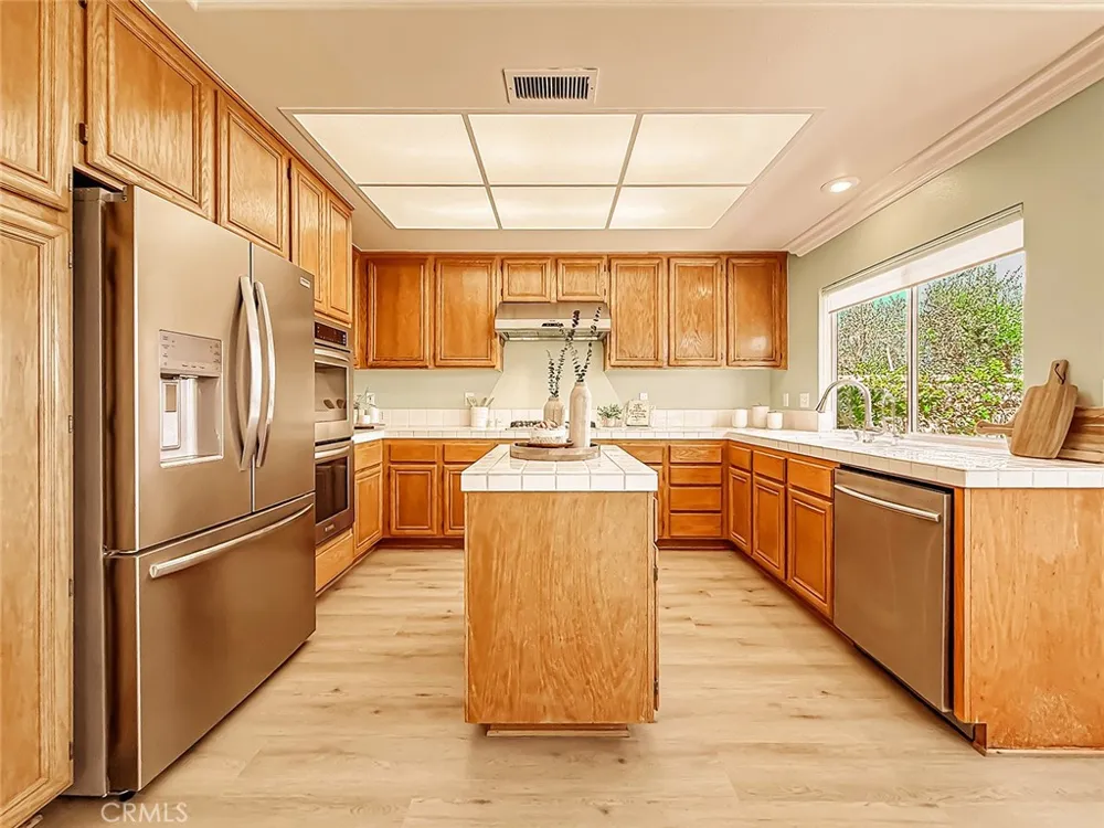 1739 Amarelle Newbury Park, CA 91320